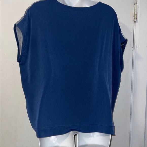 KOZAN Salem Sky Textured Panel Top-XS - Picture 7 of 12